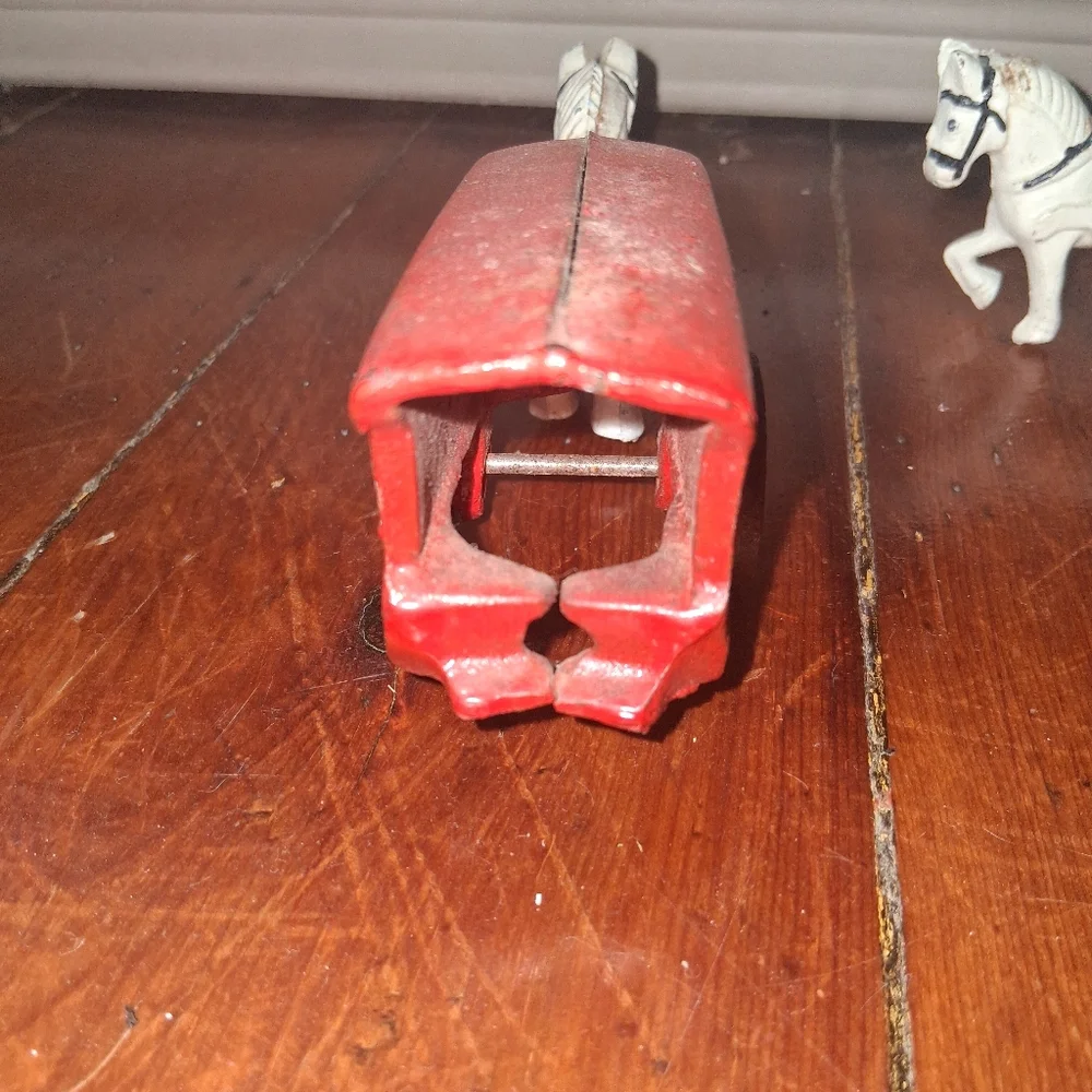 Coca-Cola Horse-Drawn Wagon & Fresh Milk Horse W/ Wagon Cast Iron Toys Vintage - Picture 3 of 9